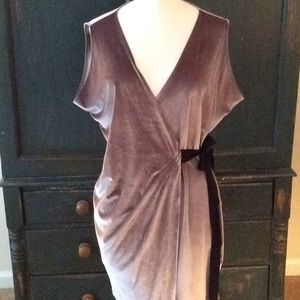 Barney's Velvet Wrap